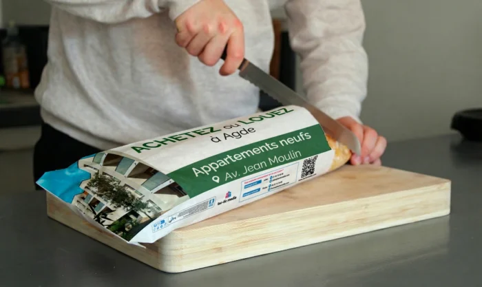 publicité dans un sac à pain dans l'hérault