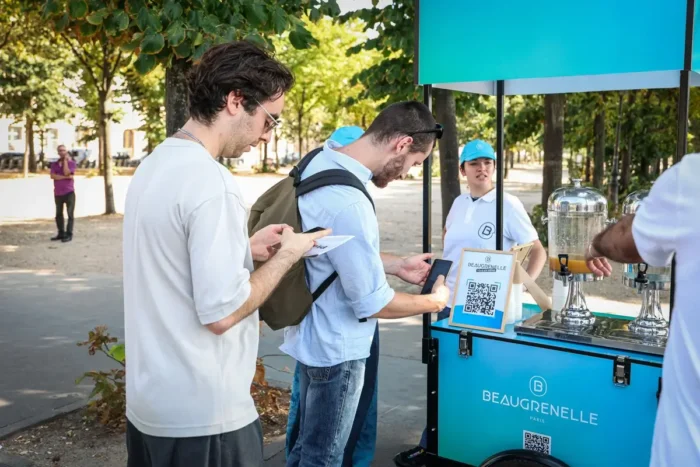 campagne de triporteur street marketing eco responsable à paris